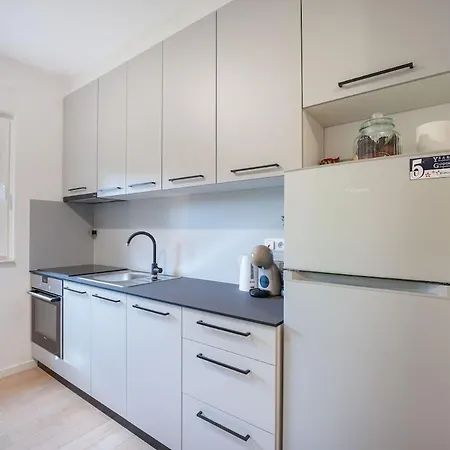 Modern Cozy Free Parking Near Center Appartement *