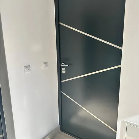 Modern Cozy Free Parking Near Center Appartement *